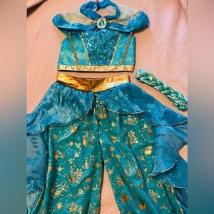 DiSney Princess Jasmine Costume size 5/6